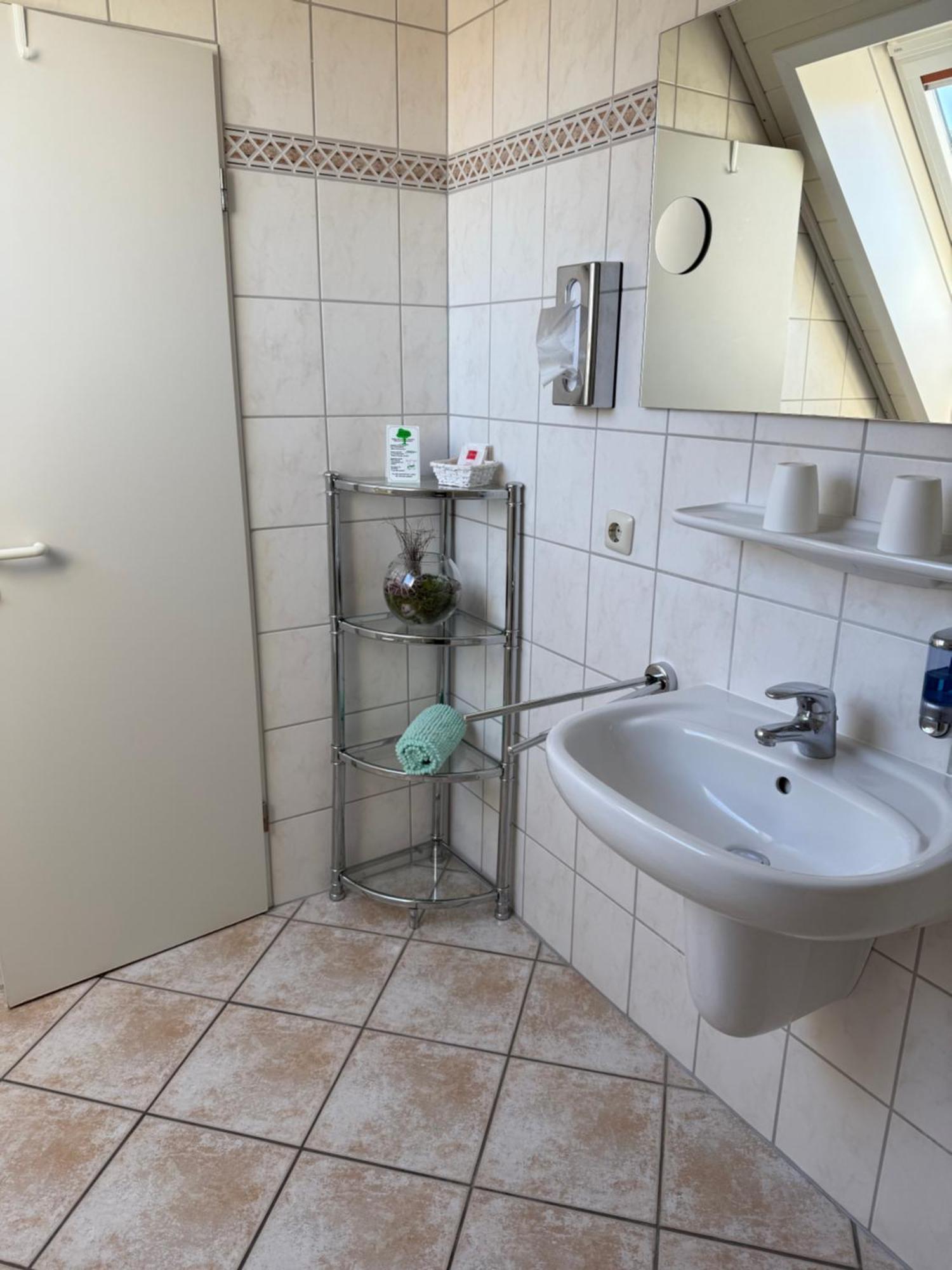 Hotel Peters نايهالينجازييل المظهر الخارجي الصورة